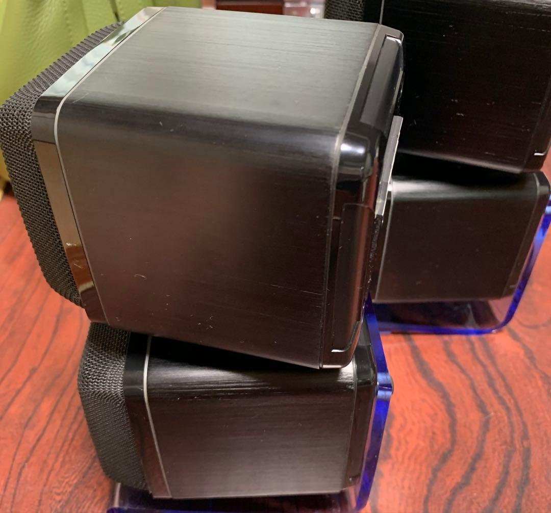 BOSE CUBE SPEAKER SYSTEM 501Z アクリル製スタンド付