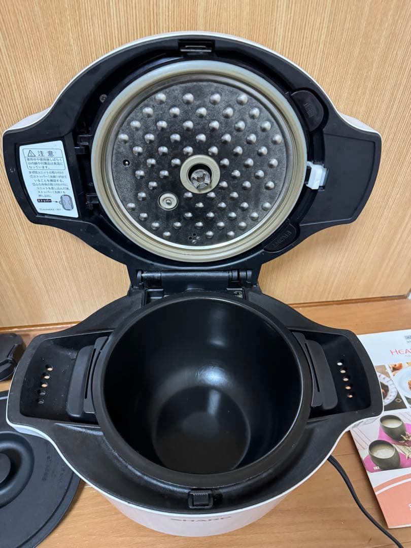 SHARP シャープ　ヘルシオ　HEALSIO 水なし自動調理鍋　2019年製