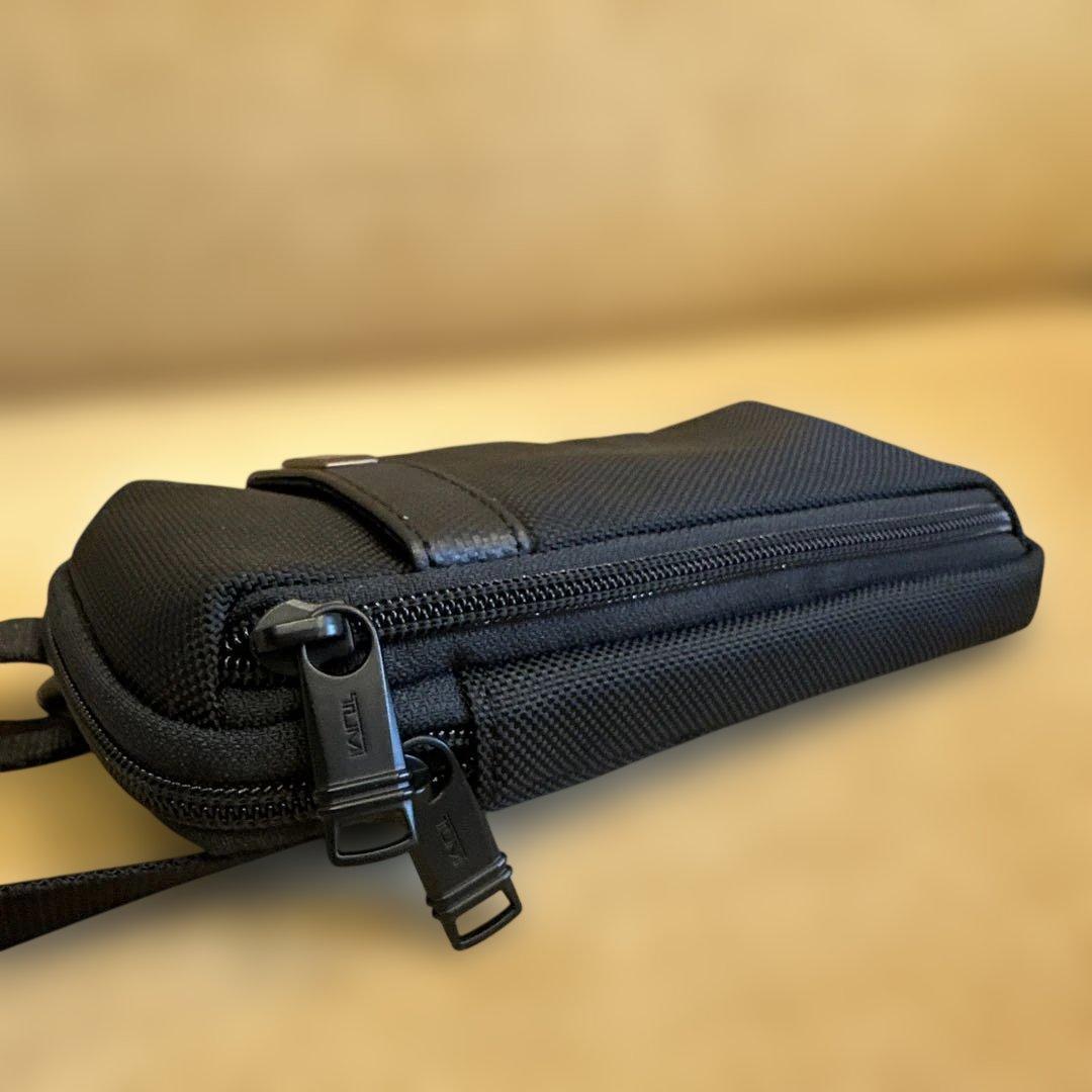 TUMIショルダーポーチ　美品