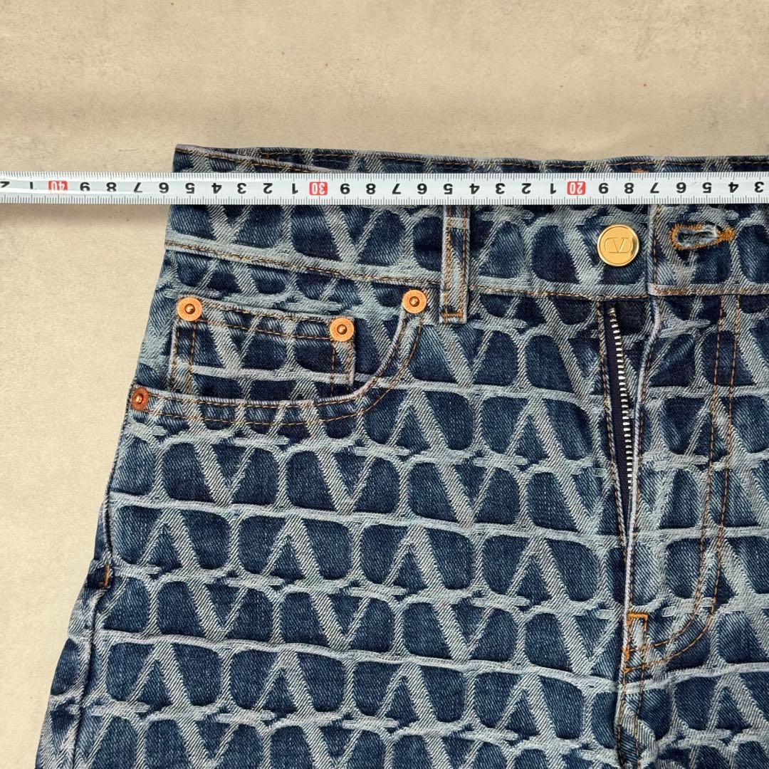 VALENTINO ヴァレンディノ　トワルイコノグラフ デニム　ショートパンツ