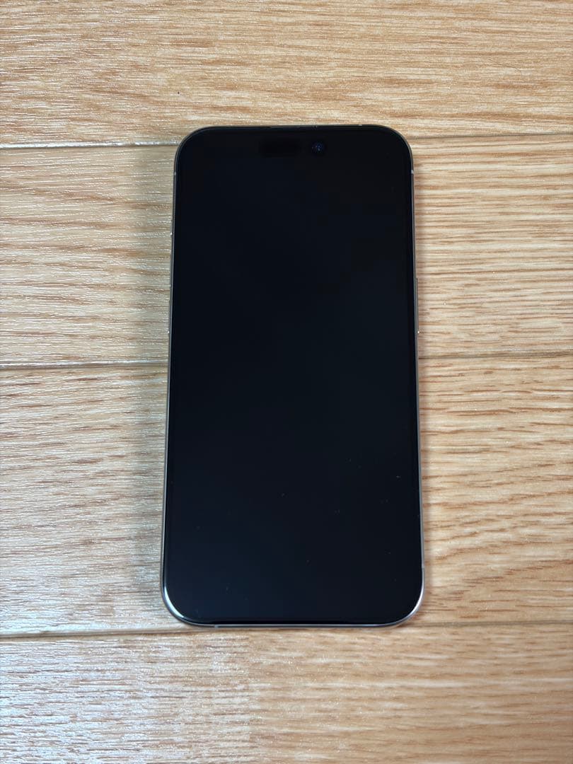 iPhone 15 Pro Natural Titanium 256GB 中古