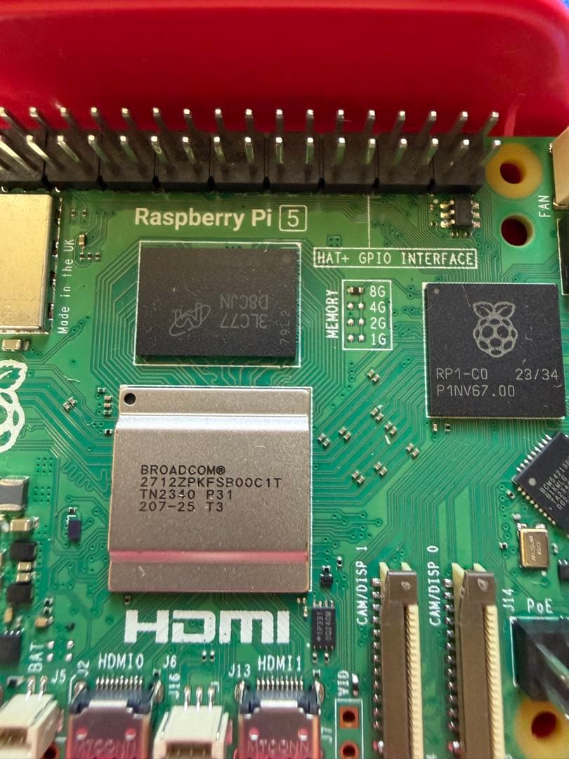Raspberry Pi 5 8GB + 公式ケース