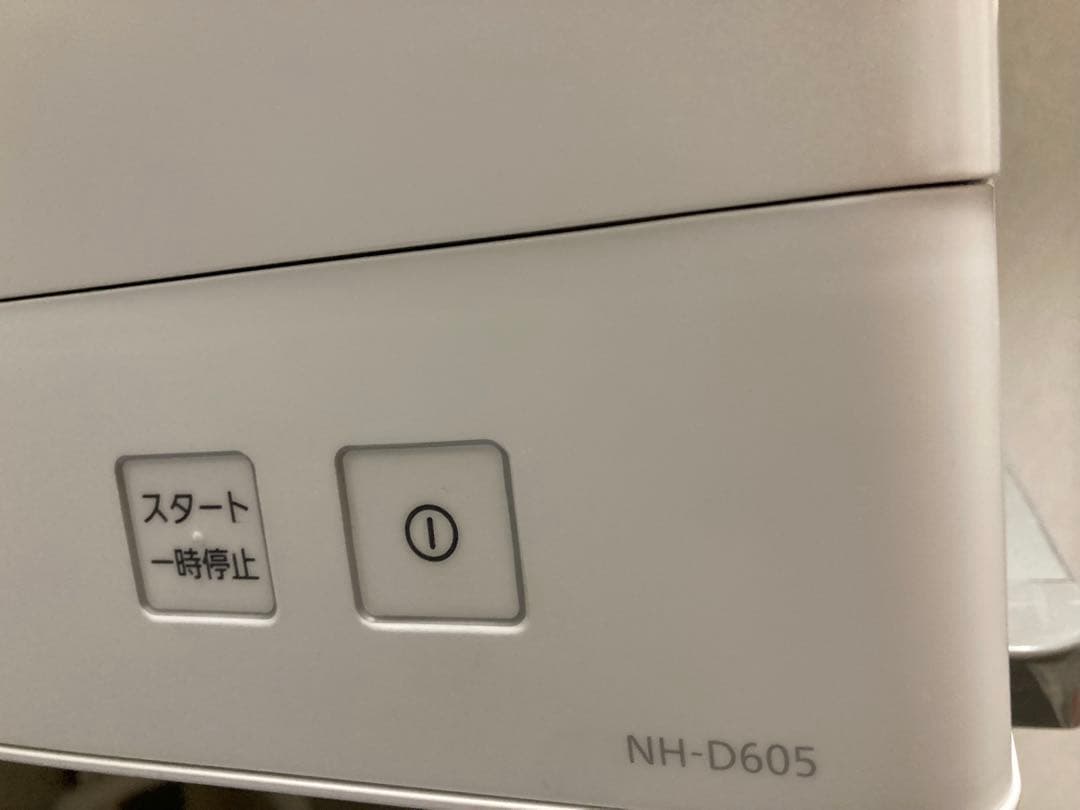 美品☆Panasonic 衣類乾燥機NH-D605-W ホワイト