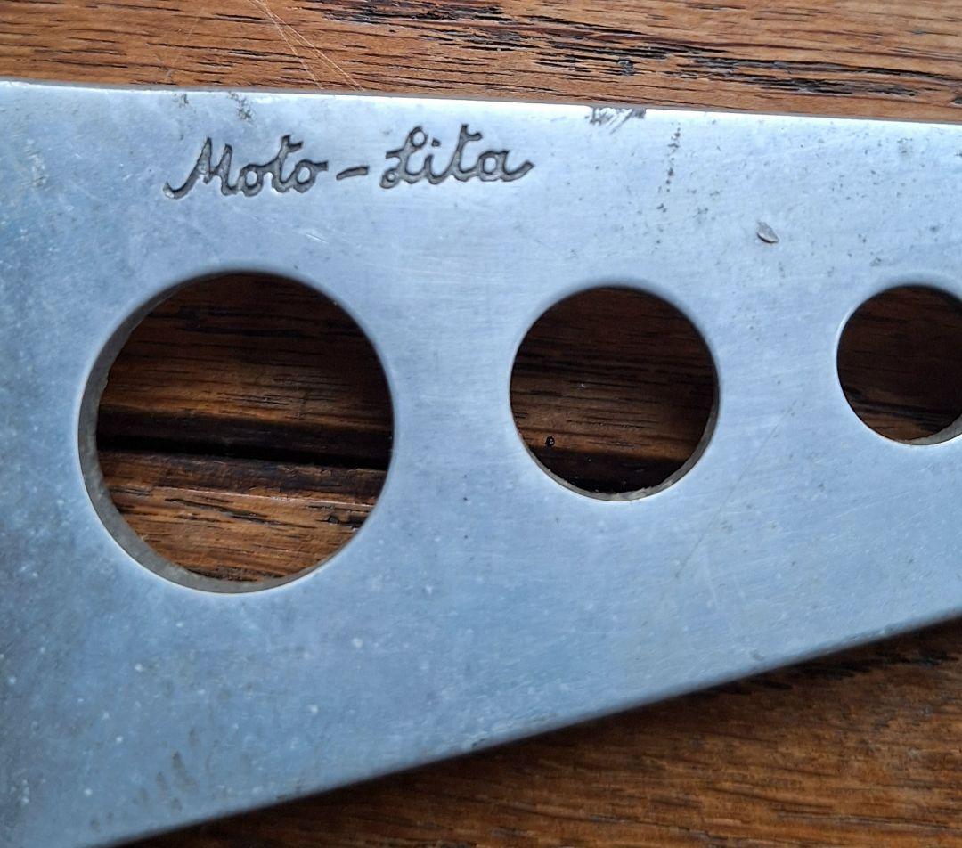 Moto-Lita 3スポーク ステアリングホイール