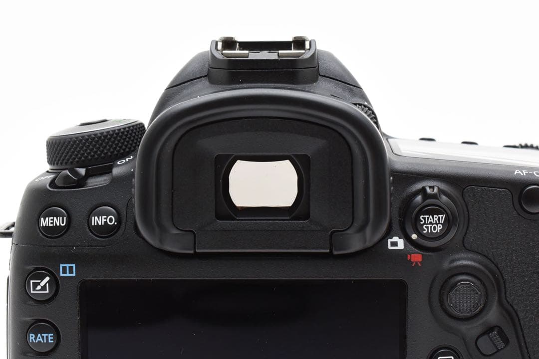 保証付き/Canon EOS 5D Mark IV標準&望遠ダブルレンズセット