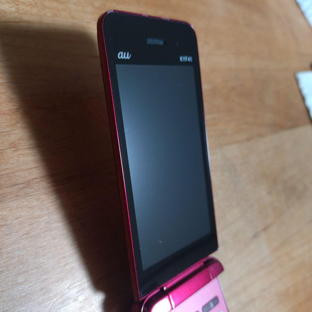 かんたんケータイ　au KYF41 レッド　卓上スタンド付き