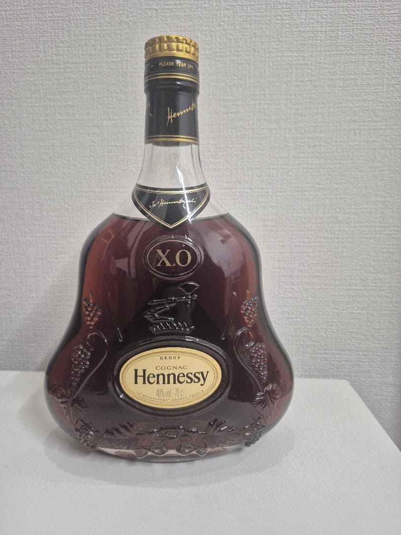 p*f様 ヘネシー XO 金キャップ クリアボトル 700ml 40度 Henn