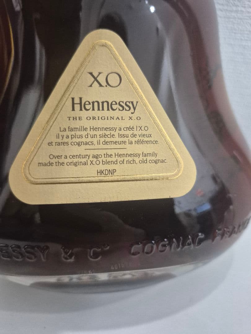 p*f様 ヘネシー XO 金キャップ クリアボトル 700ml 40度 Henn