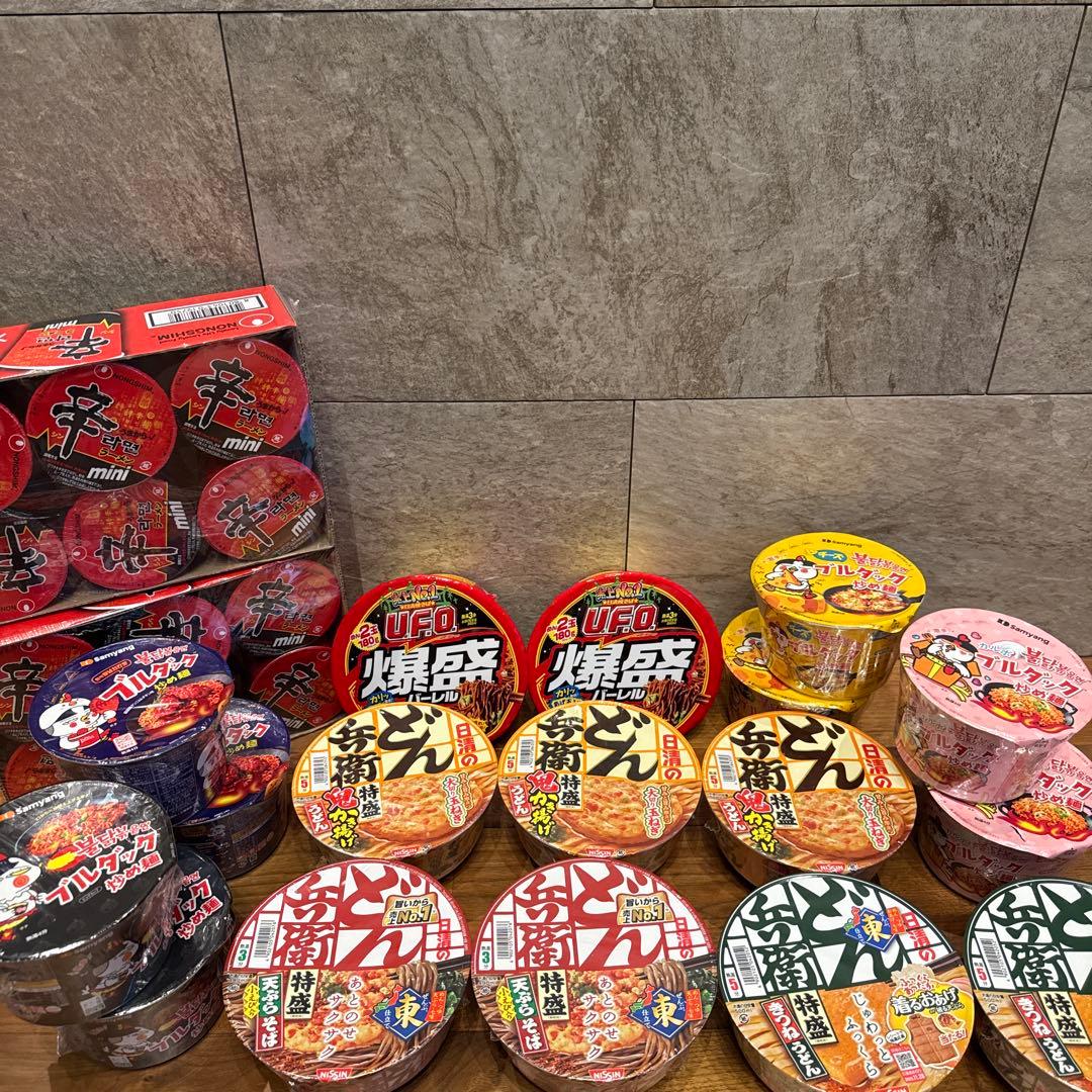 よー引越し　お値下げ交渉大歓迎♪ どん兵衛　ブルダック　カルピスまとめ①