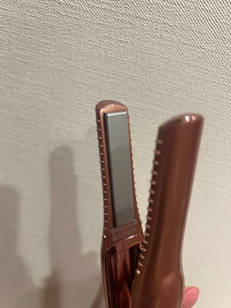 【極美品】リファ　フィンガーアイロンST