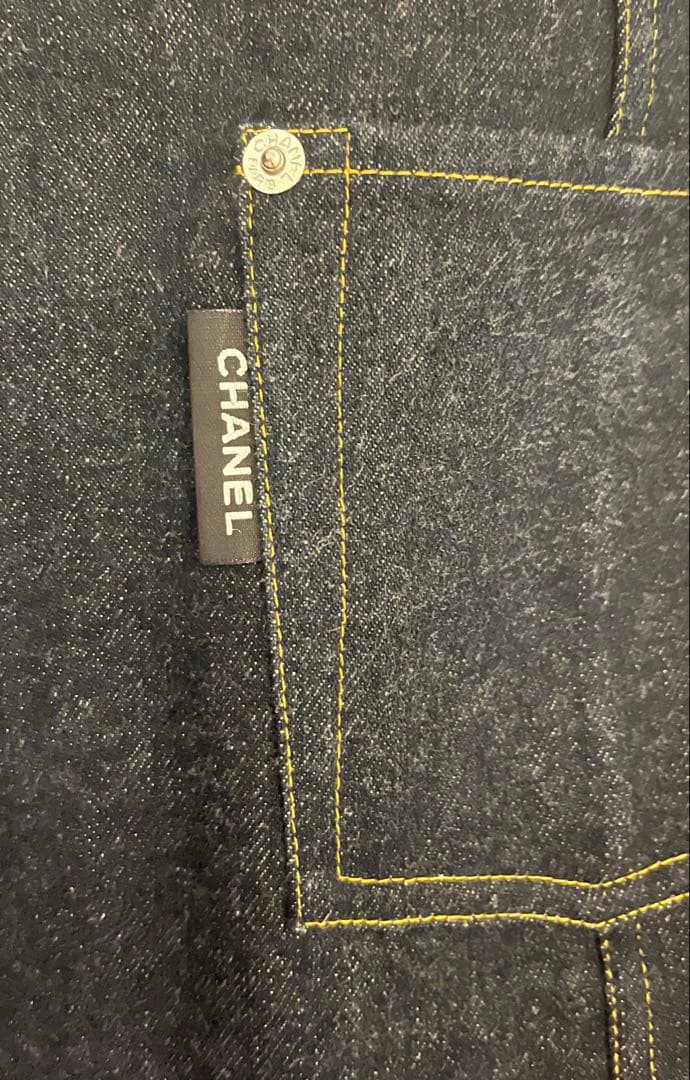 CHANEL ダークデニム ミニスカート