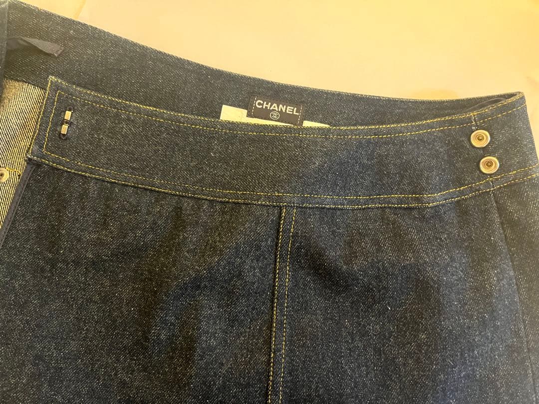 CHANEL ダークデニム ミニスカート