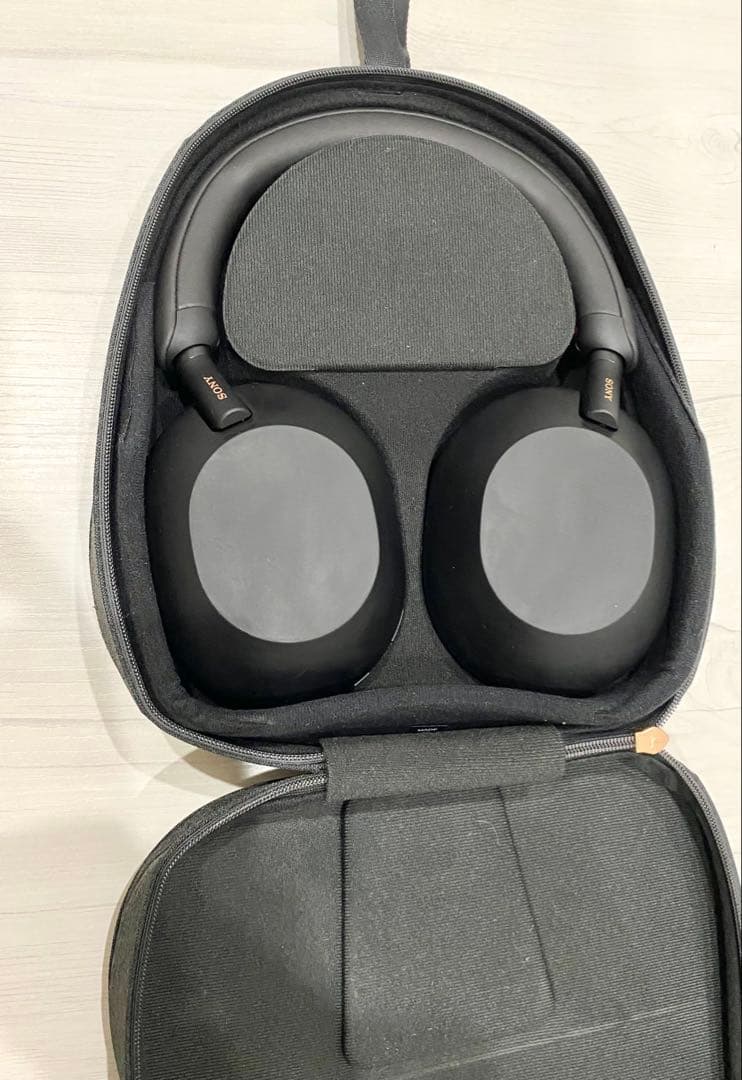 SONY WH1000XM5 ワイヤレスヘッドホン