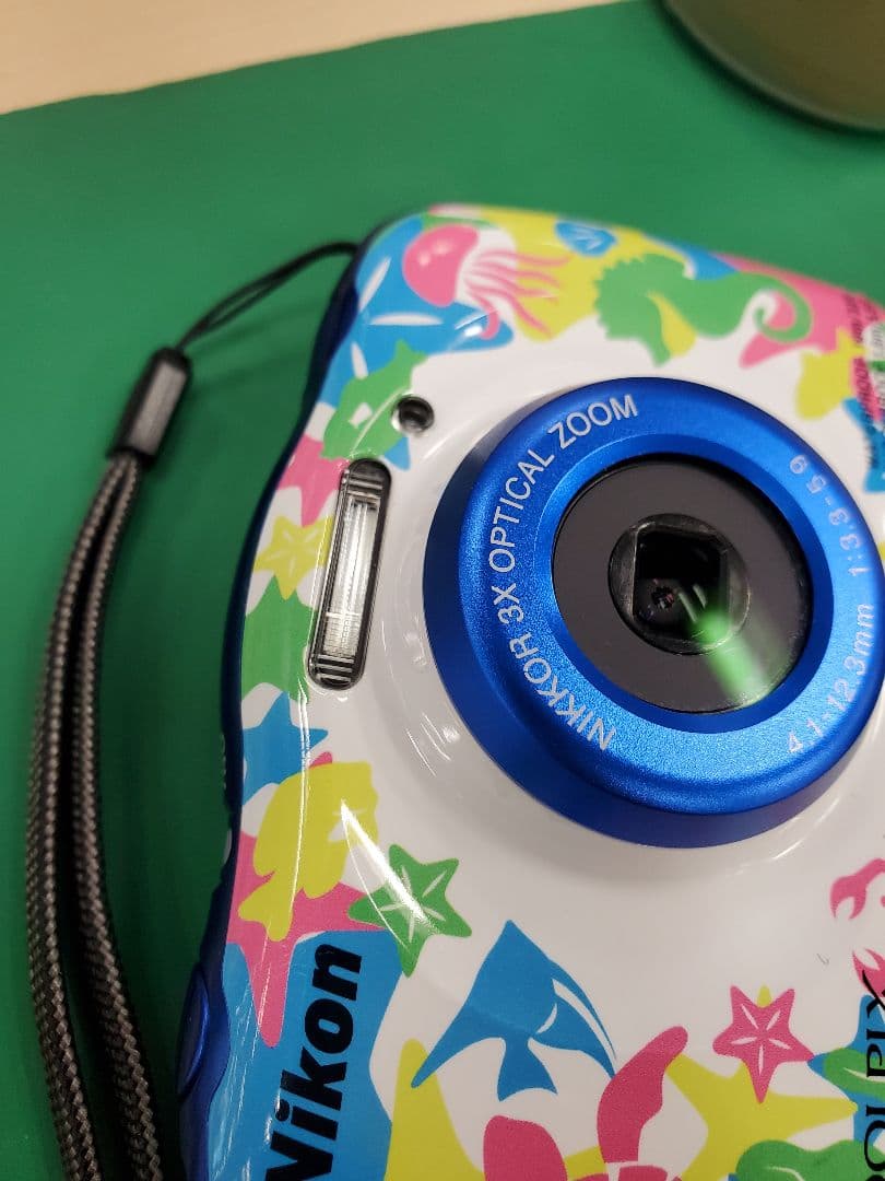 Nikon Coolpix W100 防水デジタルカメラ