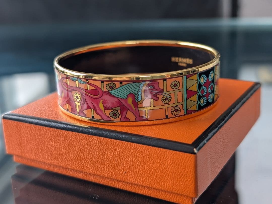 箱付き✨HERMESエルメス　七宝焼き　バングル　綺麗です
