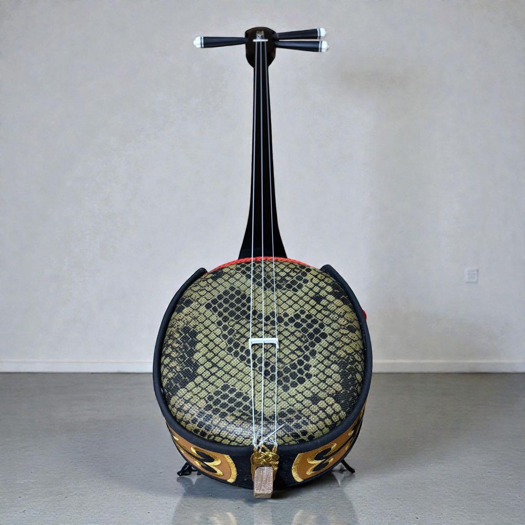 【動作確認済】沖縄三線 人工皮 蛇柄 本体のみ 美品 安定感◎