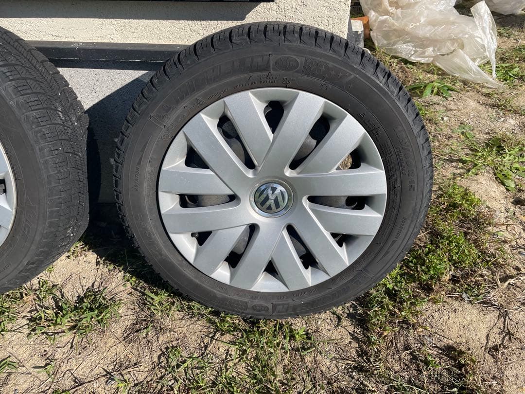 スタッドレスタイヤ ホイールセット　185/65R15