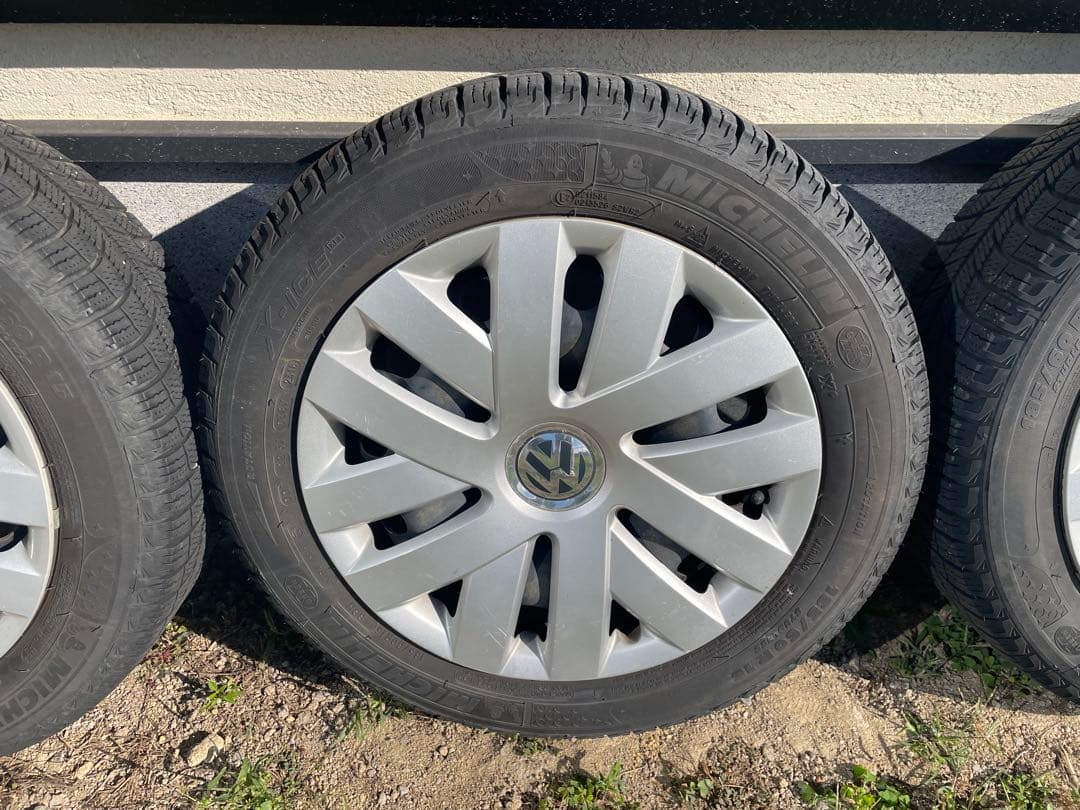 スタッドレスタイヤ ホイールセット　185/65R15