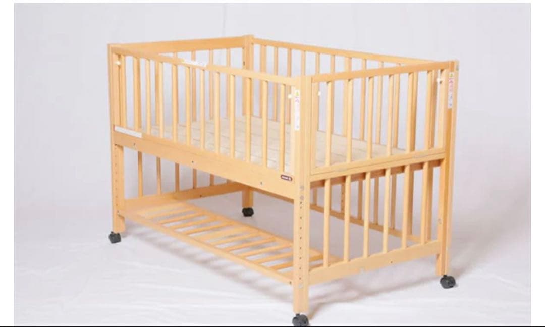 【国産サワベビー】ベッドサイドベッド　S型スクレ