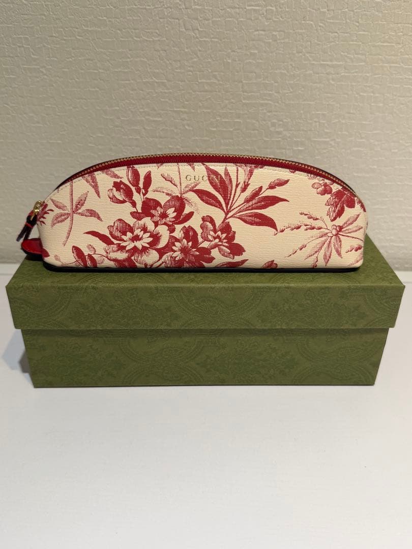 ♡GUCCI♡ 新品同様！花柄ペンケース　付属品完備