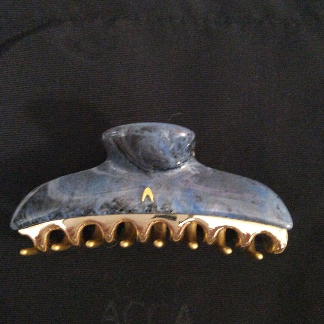 アッカ☆青と赤のマーブルヘアクリップ☆ダブルフェイス☆ミデイアムサイズ