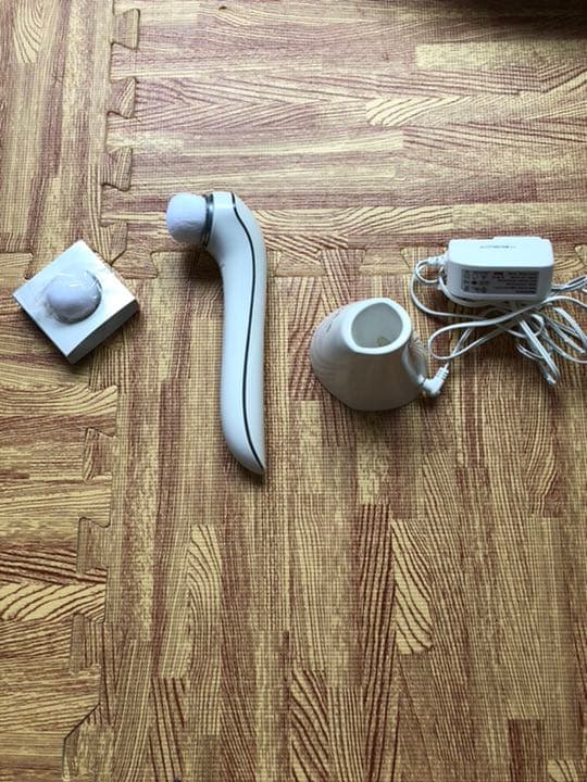 【期間限定値引】リファ　フェイスブラシ