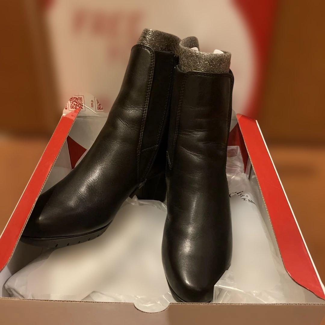 【美品】フレックスヒールサイドゴアブーツ 黒 レザー