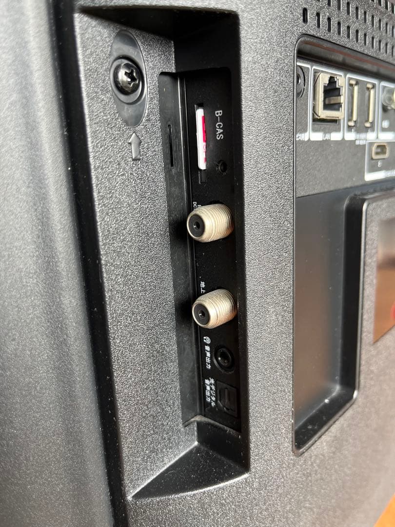 マクスゼン　液晶テレビ32型　J32SK03 黒2本足スタンド