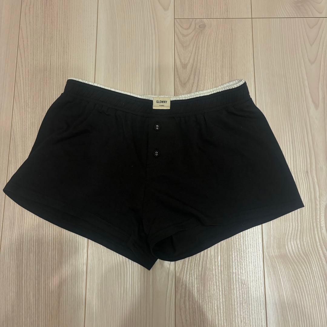 GLOWNY ショートパンツ