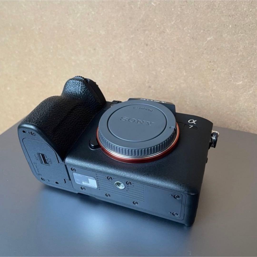 SONY α7 IV ILCE-7M4 一眼レフカメラ　美品