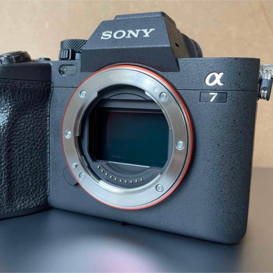 SONY α7 IV ILCE-7M4 一眼レフカメラ　美品