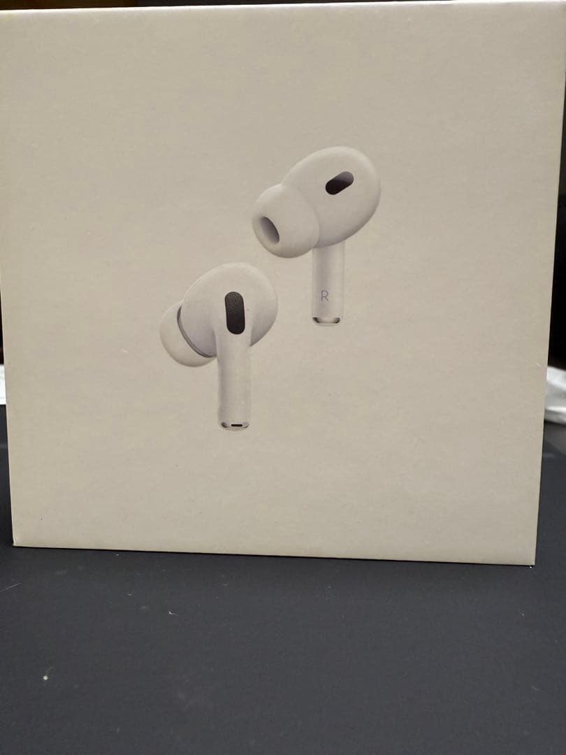 み*つ様 未使用に近い　Airpods pro 第二世代　Apple care+