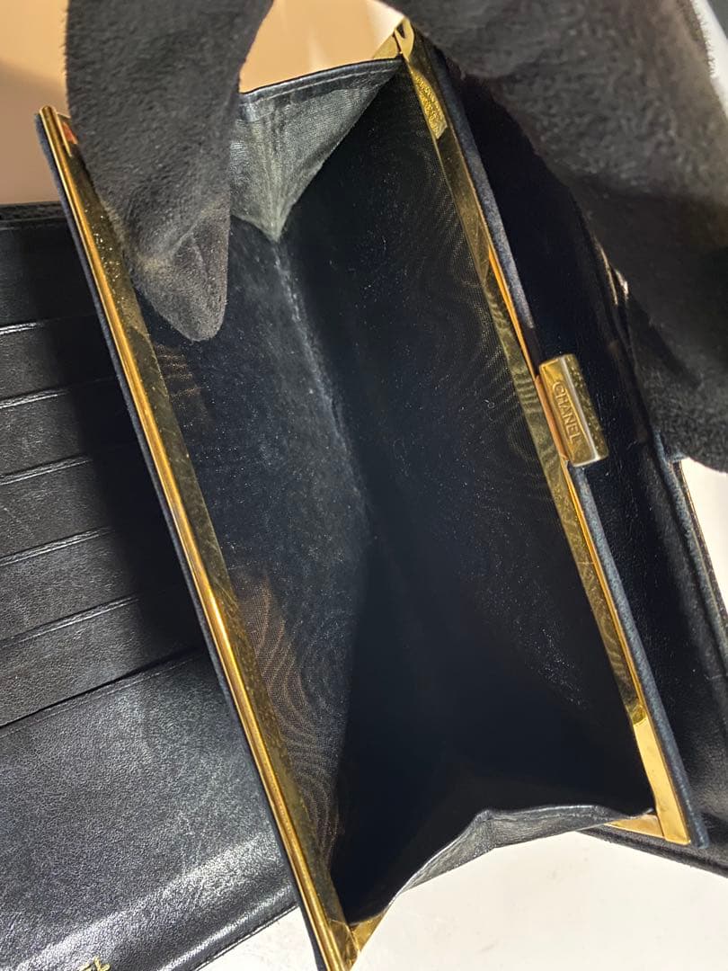 お得！CHANEL キャビアスキン　ガマ口　ブラック 長財布！