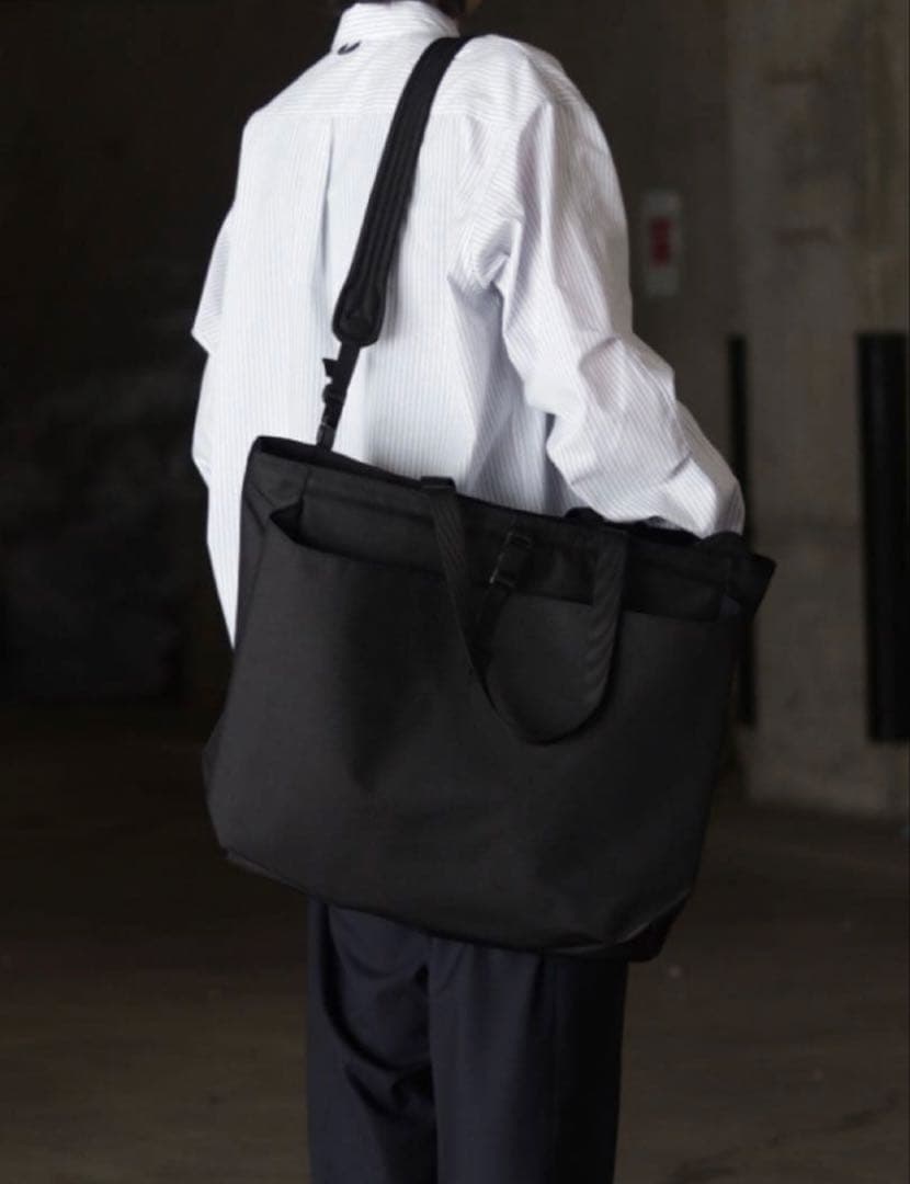 超美品 MONOLTH SHOOTING TOTE PRO M