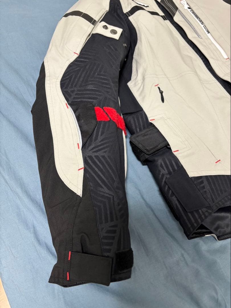 クシタニ　アロフトジャケットパンツセット