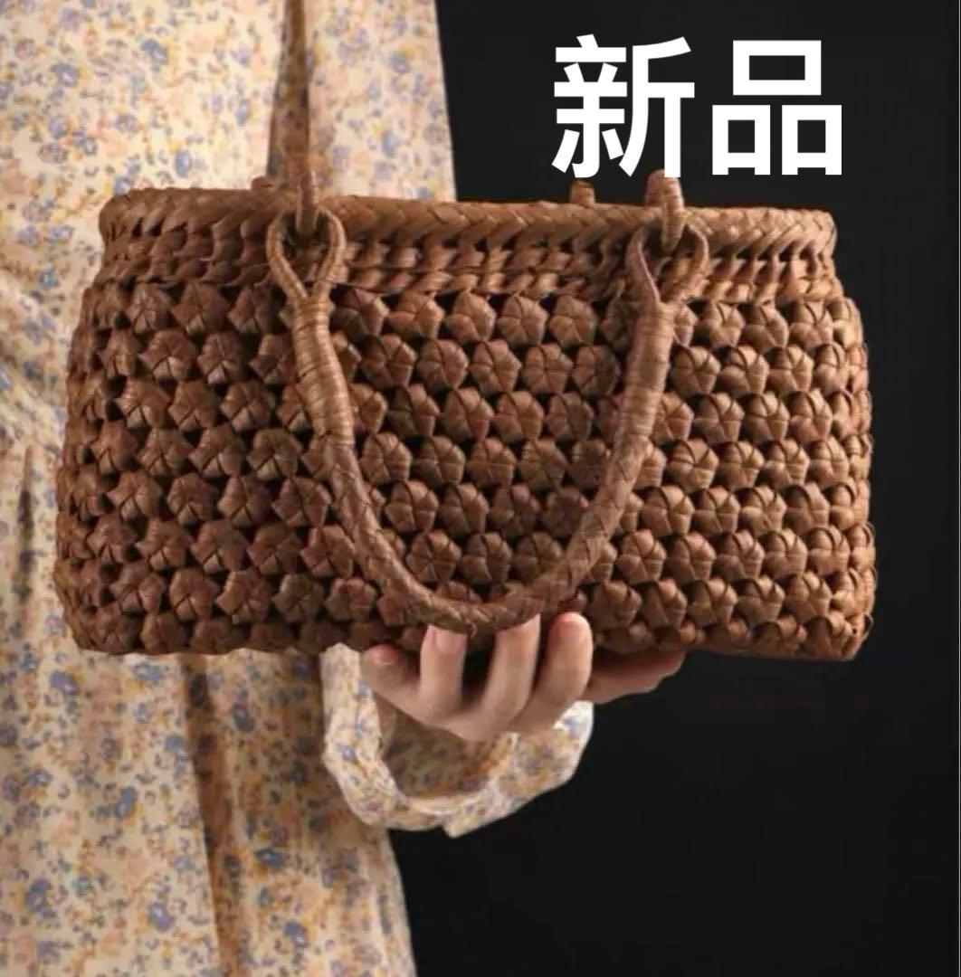 新品　山葡萄かごバッグ 手提げ 保存袋付き 人気の定番 素敵　翌日発送