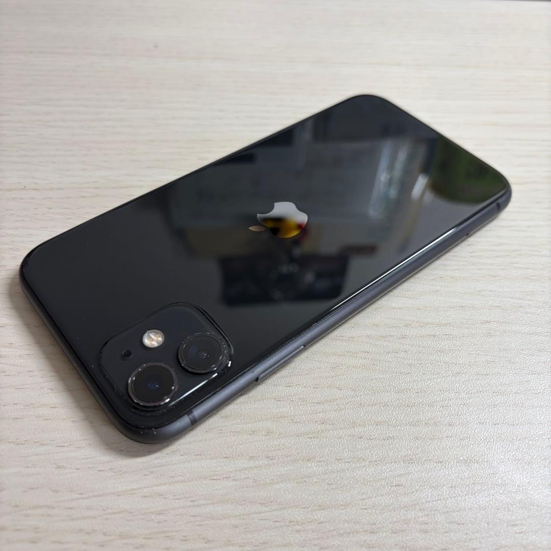 【即使用可能品】iPhone 11 128GB ブラック SIMフリー