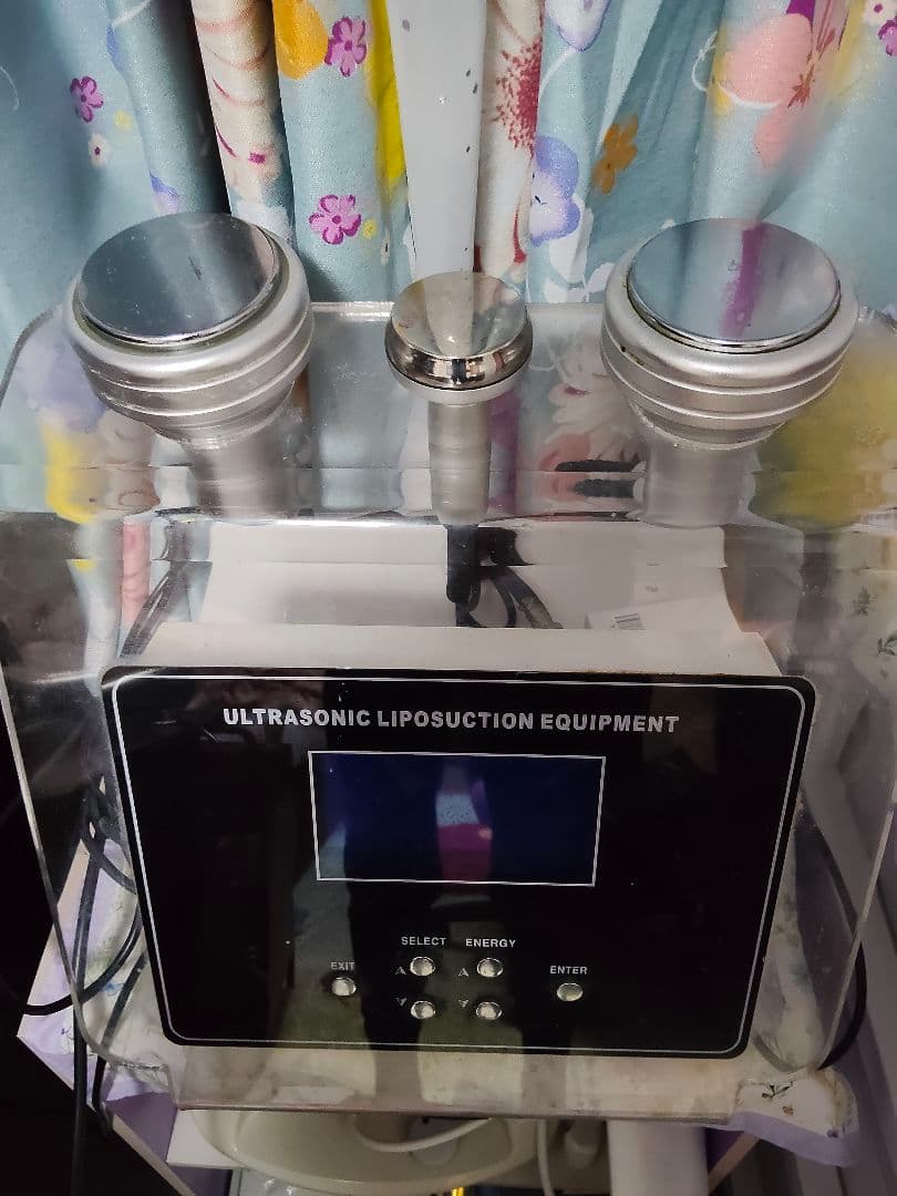 本格エステ機械　キャビテーション、ラジオ波