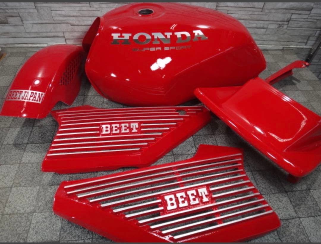 【ＣＢＸ４００Ｆ】 ●赤ソリッドカラー外装セット美品 ● 新品未使用部品