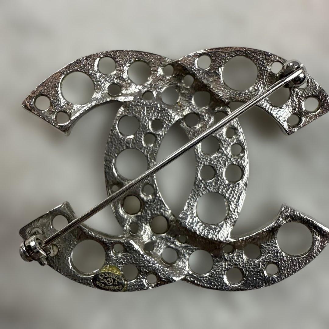 CHANELシャネル　ブローチ　クリアストーン　ココマーク　シルバーカラー