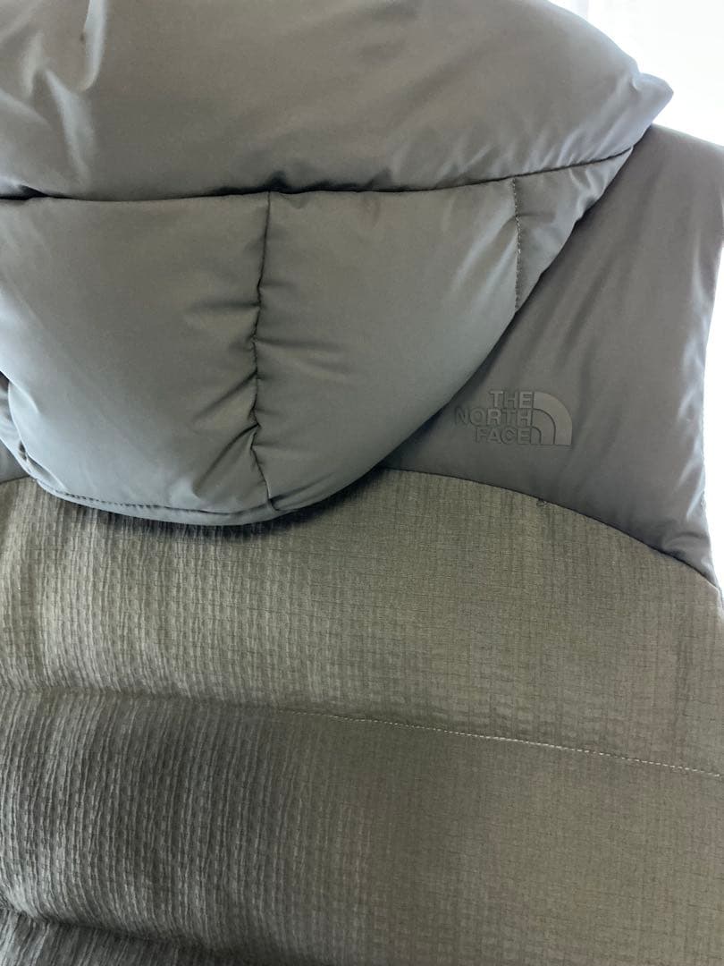 最終値下） THE NORTH FACE フード付ダウンベスト オリーブグリーン