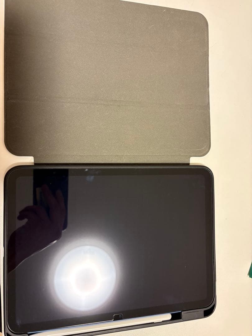 Apple iPad 代10世代本体 ブルー カバー付き