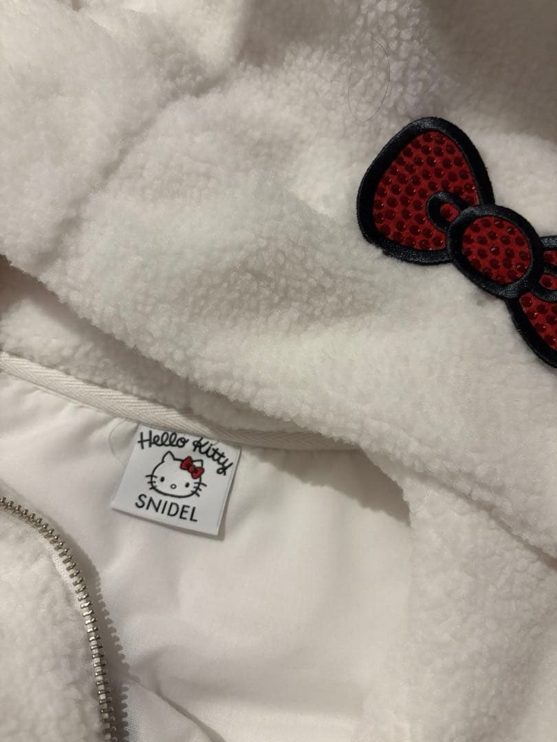 i*n様 スナイデル♡ハローキティ プレミアムパーカー　ホワイト