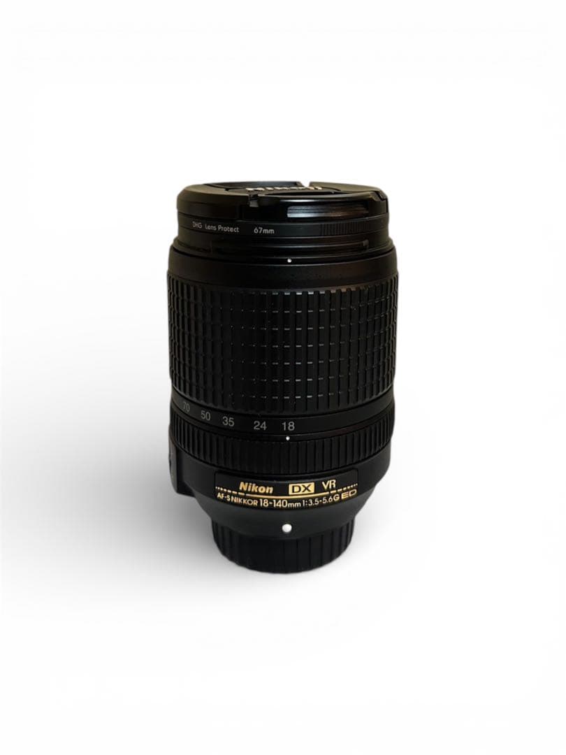 美品　Nikon DX 18-140mm f/3.5-5.6G ED VRレンズ