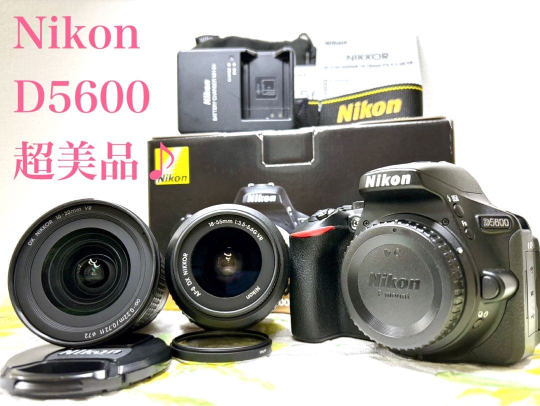 【ほぼ新品 外箱】ニコン Nikon D5600 広角ダブルキット　S6300回