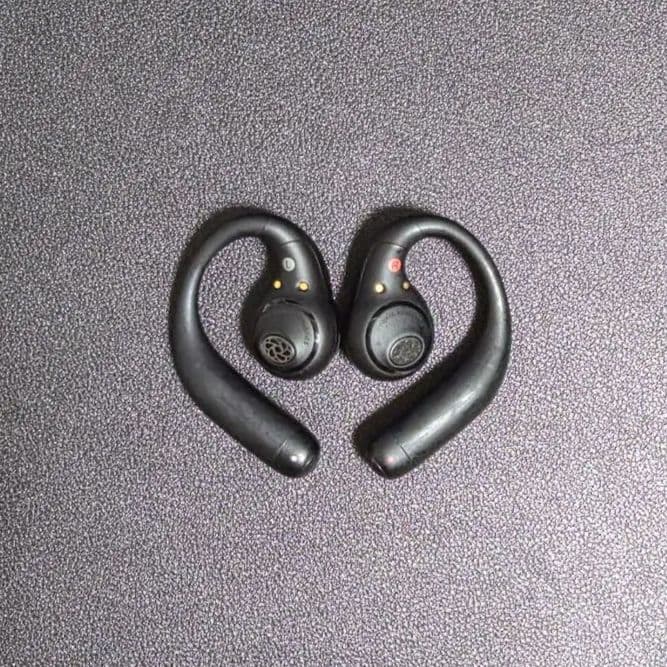 イヤホン Soundcore AeroFit Pro Anker