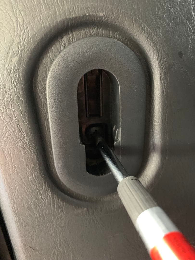 1月下旬以降コアマンさん予約　ハイエース　折り畳み　セカンドテーブル　金具のみ