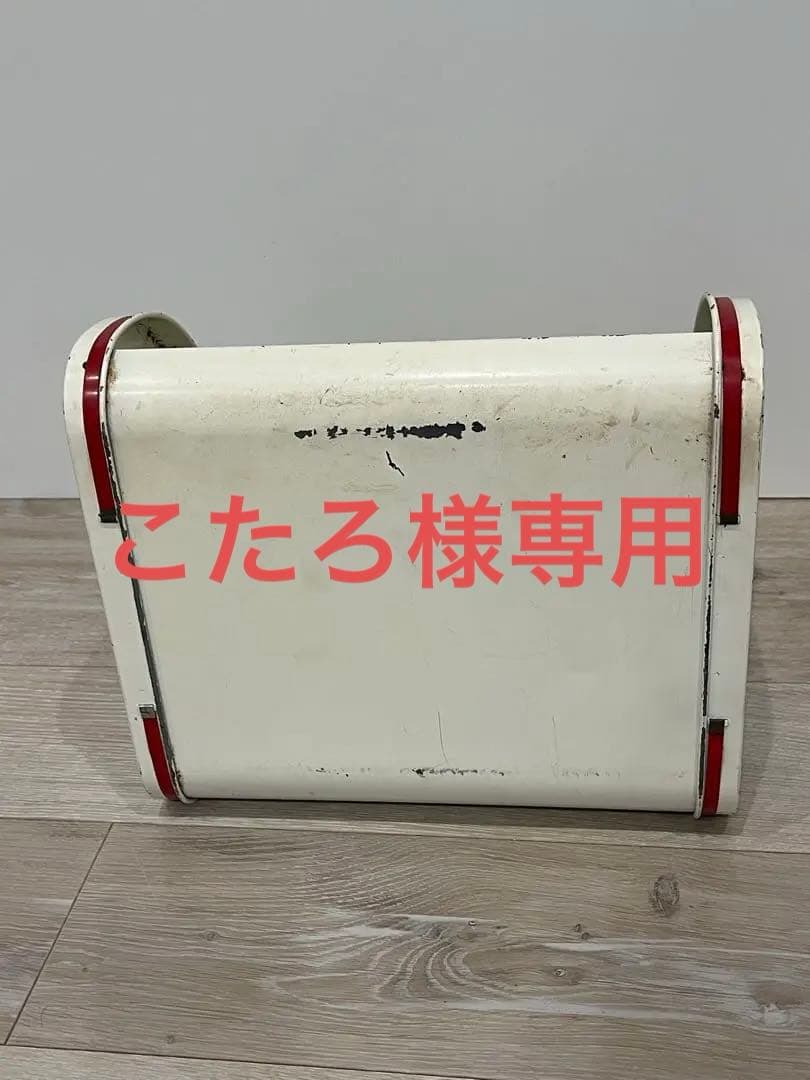 タラ社　ケーキ缶　ラウンド型　アンティーク　ロールアップ