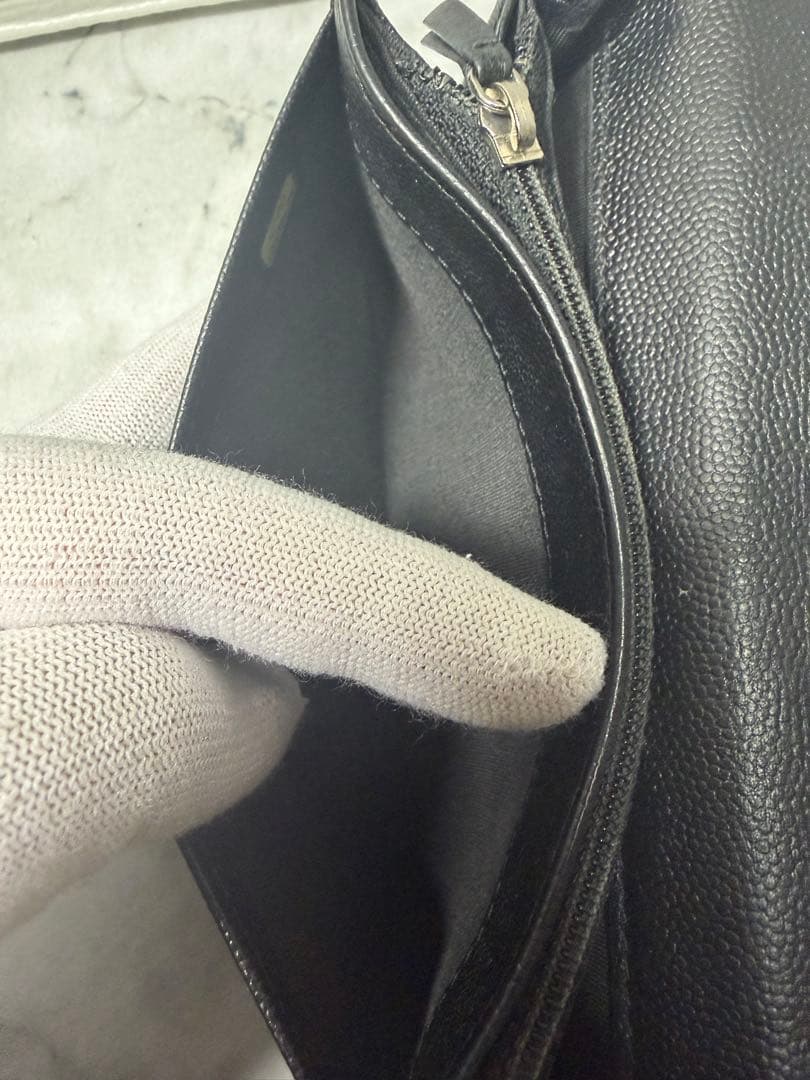 CHANEL ブラック キャビアスキン 長財布 シリアル18番台 一致 Gカード