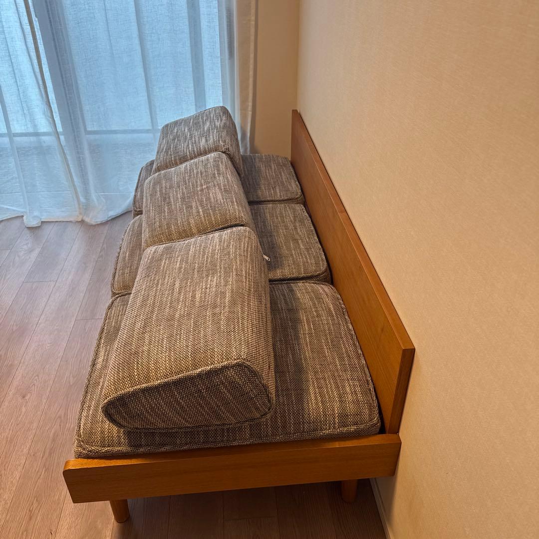 Y*A　UNICO ソファ　3人掛け（オットマン付）